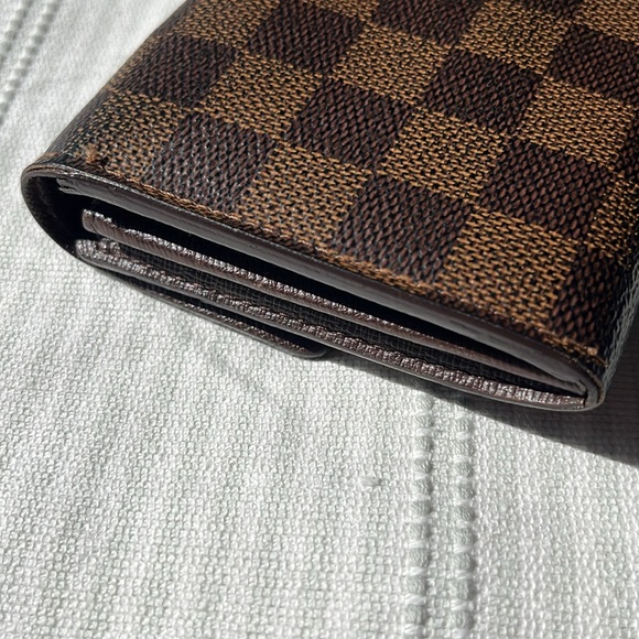 Authentic Louis Vuitton Sarah Damier Ebene Canvas Wallet with COA - Picture 6 of 12